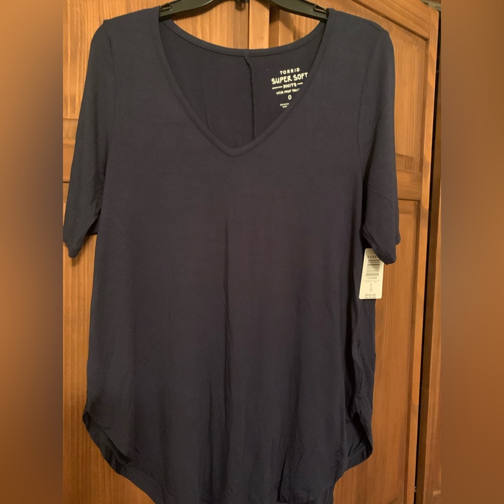 Torrid super soft knit v neck blue size 0 L 12 new tags